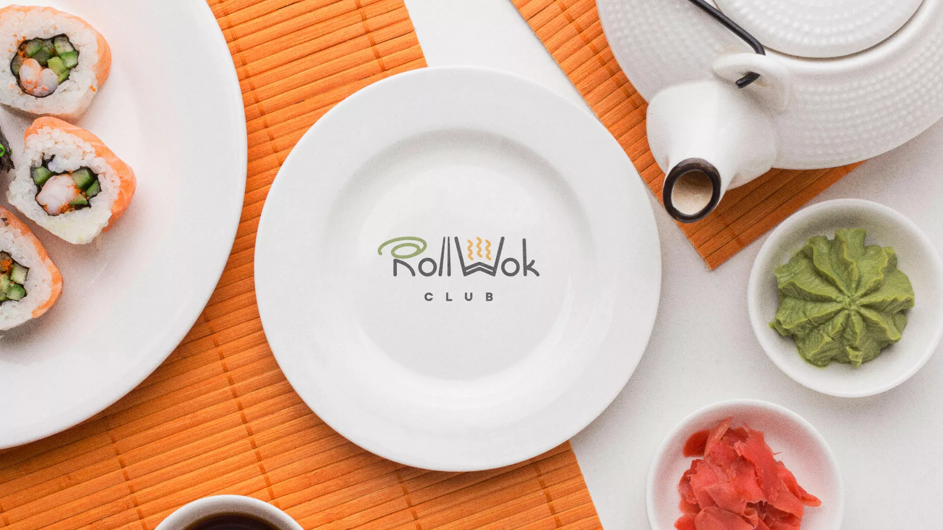 Разработка логотипа и фирменного стиля в Лабинске для суши-бара «Roll Wok Club»